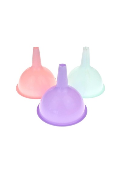 Lexroo Benim Marifetlerim - Karışık Renkli Huni No 5 En:22 Cm Boy:25 Cm