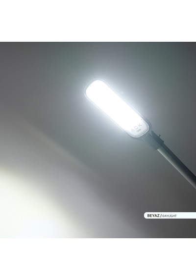 Ack Led Sokak Armatürü Siyah Kasa 6500K Beyaz Işık 100W Siyah