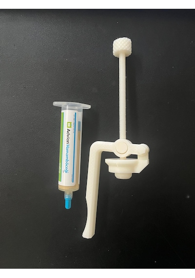 Advion Hamamböceği Jeli 30 Gr + Uygulama Tabancası