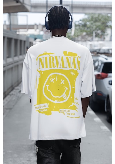 Tasarım Nirvana Rock Metal Sırt Baskılı Unisex Oversize Müzik Gru Beyaz
