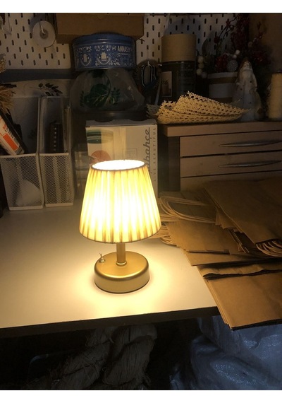 Osmanlı İpeği Pileli Kablosuz Masa Lambası -alt Siyah Led Işık 9v Pil 75-90 Saat