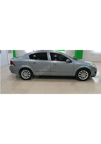 Opel Astra H Sedan Paslanmaz Krom Cam Çıtası 4 Parça 2004-2011