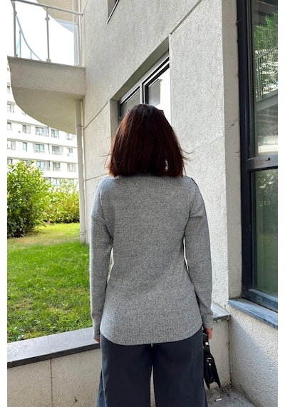 WeShaya Kadın Gri Uzun Kollu V Yaka Color Block Bluz Sweatshirt & Pamuklu Kazak Gri