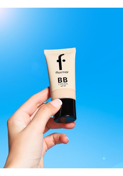 Doğal Bitişli Spf20 Bb Krem - Bb Cream - 002 Fair Light - 8690604535392 Belirtilmemiş