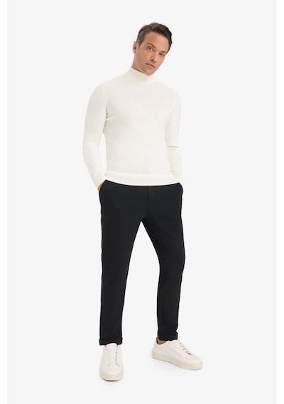 DeFacto Slim Fit Dar Kesim Yarım Balıkçı Yaka Basic Düz Triko Kazak R1127AZ24WNER100