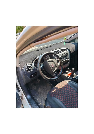 Seat Leon 2005-2012 Aracınızla Tam Uyumlu Torpido Koruyucu Örtü Güneşlik