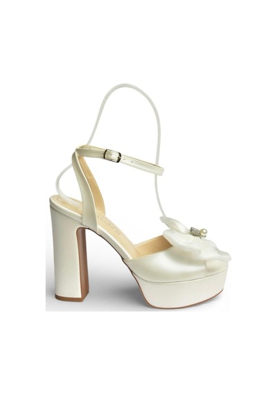 Fox Shoes Y820203909 Sedef Kurdele Detaylı Kalın Platform Topuklu Gelinlik Ayakkabısı SEDEF Fox Shoes Y820203909 Sedef Kurdele Detaylı Kalın Platform Topuklu Gelinlik Ayakkabısı SEDEF