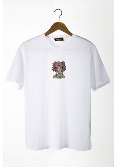 Kadın Beyaz Bisiklet Yaka Önü Anime Kızı Baskılı Oversize T-shirt Beyaz