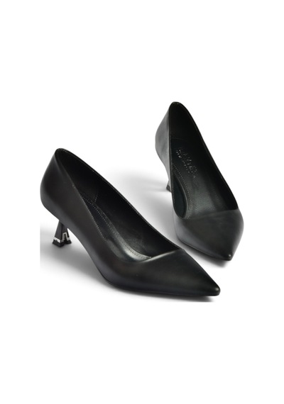 Fox Shoes Z820592109 Siyah Alçak Topuklu Kadın Stiletto Ayakkabı
