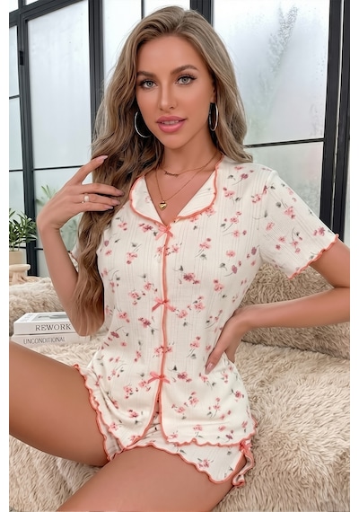 Bella Notte Ekru Vintage Çiçek Desenli Fiyonk Detaylı Şortlu Pijama Takımı