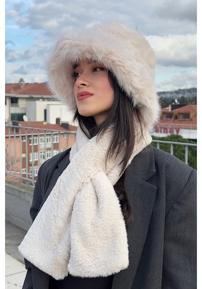 Mollycrush Peluş Rus Tarzı Bucket Kalpak Şapka Atkı 2'li Set Kadın Kışlık Suni Kürk Bej 2'li Takım Bej