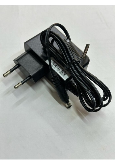 12 volt 1.5 amper adaptör 12 volt standart uçlu adaptör 12 volt 1.5 amper 5.5 mm 2.5 mm adaptör