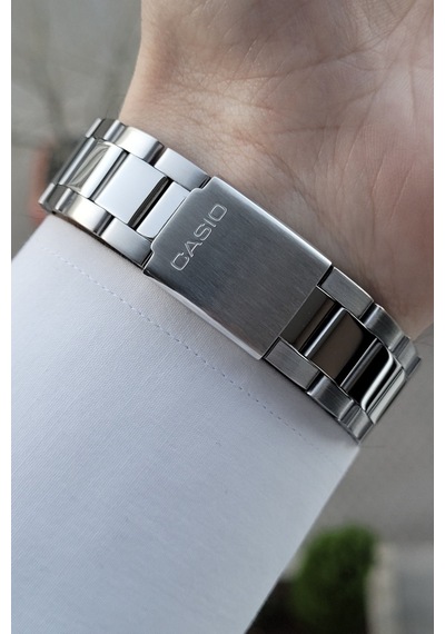 Casio Csıste3 Erkek Kol Saati