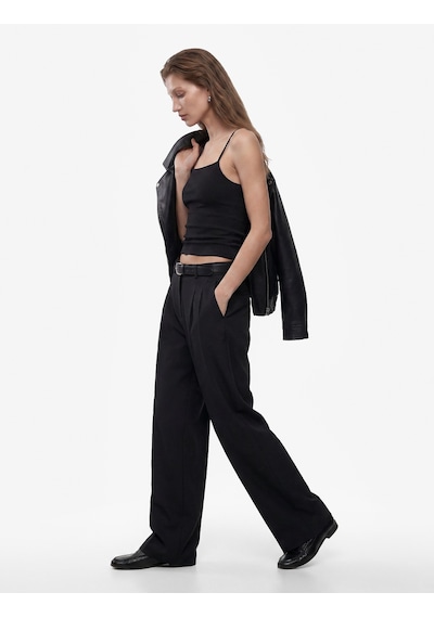 Koton Pamuklu Ribanalı Slim Fit Kare Yaka İp Askılı Atlet Bluz Siyah 7wak10044ek