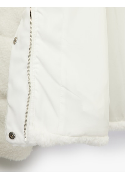 Koton Uzun Kollu Cepli Fermuarlı Dik Yaka Detaylı Anorak Peluş Şişme Mont Ekru 6wak20039ew Ekru Koton Uzun Kollu Cepli Fermuarlı Dik Yaka Detaylı Anorak Peluş Şişme Mont Ekru 6wak20039ew Ekru