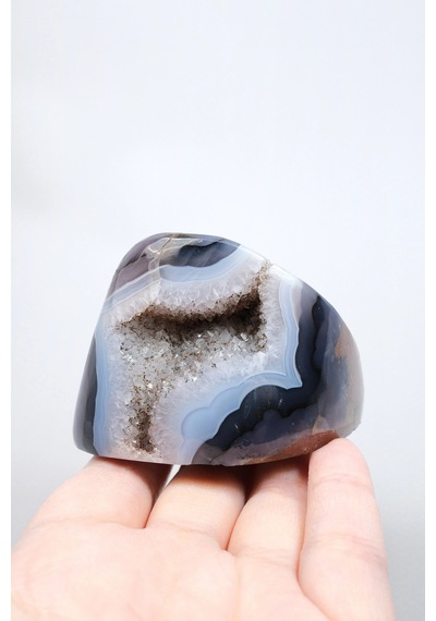 Ametist Akik Serbest Form, Tamamen Cilalanmış Parıldayan Druzy Cep & Bantlı Oniks Akik, 153g