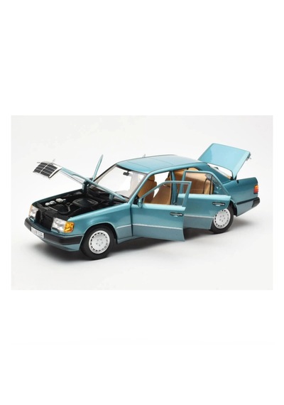 Norev 1:18 1989 Mercedes Benz E Class 230e W124 Beryl Blue Model