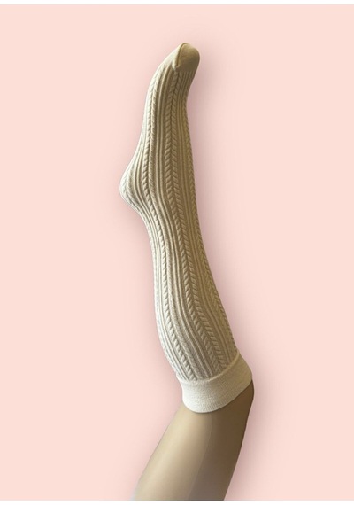 Penti Kadın Knit Krem Renk 200 Denye Kalın Kışlık Kendinden Desenli Dizaltı Pantolon Çorabı