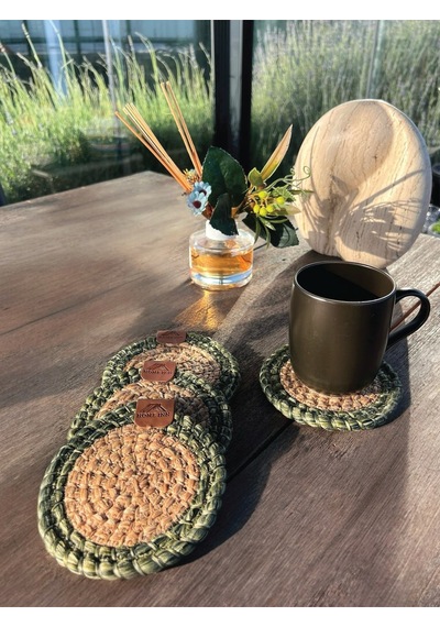 4 Adet Yuvarlak Kılfılı Bardak Altlığı- Leke Tutmaz- Naturel-yeşil 13x13 Cm Yeşil