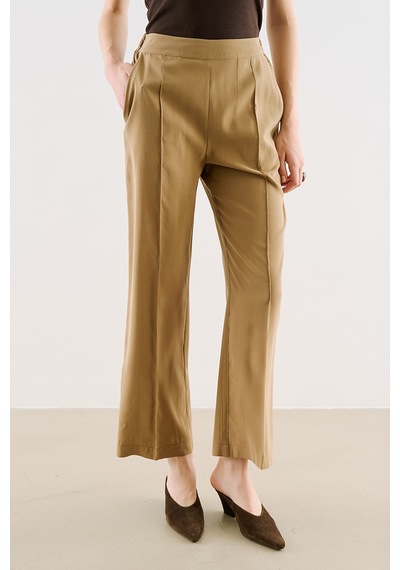 Manuka Rahat Düz Kesim Pantolon Camel Aw26pnt00008-05