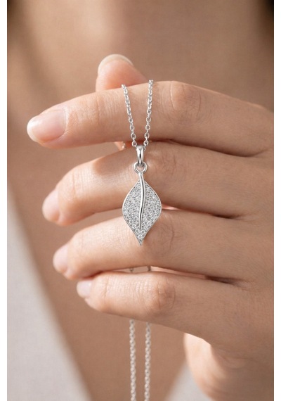 Çekirdekjewelry 925 Ayar Gümüş Rodyum Kaplama Minik Yaprak Kolye Gri