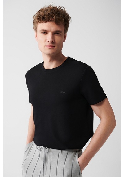Avva B001040 Bisiklet Yaka Sırt ve Göğüsü Logo Baskılı Erkek T-Shirt - Siyah