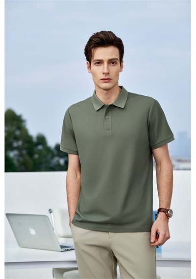 New Performance Premium Polo T-shirt %62,8 Polyester %31,3 Pamuk %1,8 Bakır Amonyak %1,6 Asetat Elyaf %1,3 Keten %1,2 Dut İpeği Yeşil