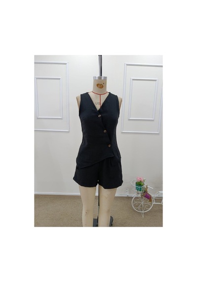 Butik İstanbul Kadın Askılı Önü Düğmeli Asimetrik Detaylı Bluz Ve Astarlı Short Ikili Takım Bej Butik İstanbul Kadın Askılı Önü Düğmeli Asimetrik Detaylı Bluz Ve Astarlı Short Ikili Takım Bej