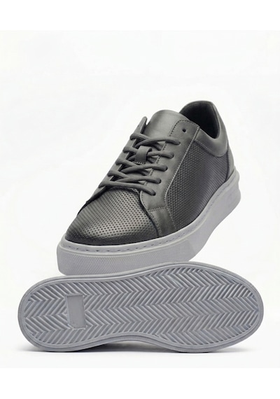 Growish Gd0122 Hakiki Deri Yüksek Eva Taban Uzun Süre Ayakta Kalmaya Uygun Antrasit Renk Spor Klasik Sneaker Ayakkabı Growish Gd0122 Hakiki Deri Yüksek Eva Taban Uzun Süre Ayakta Kalmaya Uygun Antrasit Renk Spor Klasik Sneaker Ayakkabı