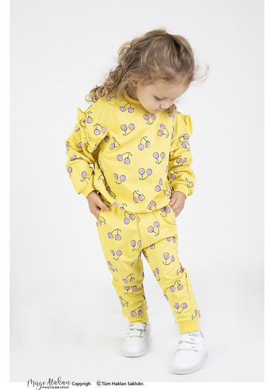 Harika Kids Kız Bebek&çocuk İki İplik Kumaş Kiraz Desenli Orta Kalınlıkta Örme Basic Oversize Alt Üst Eşofman Takımı 001