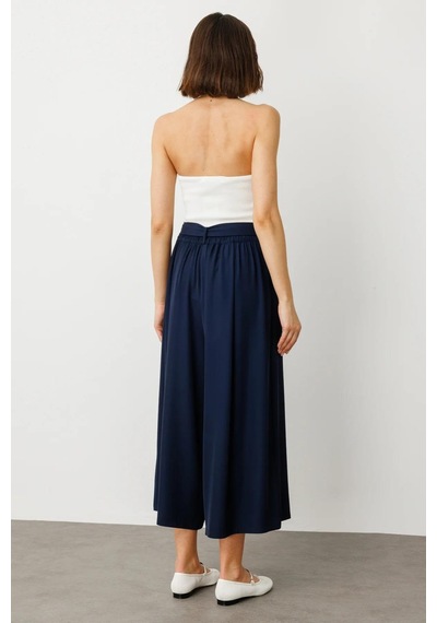 On Fashion Beli Kemerli Cepli Pantolon Etek Lacivert