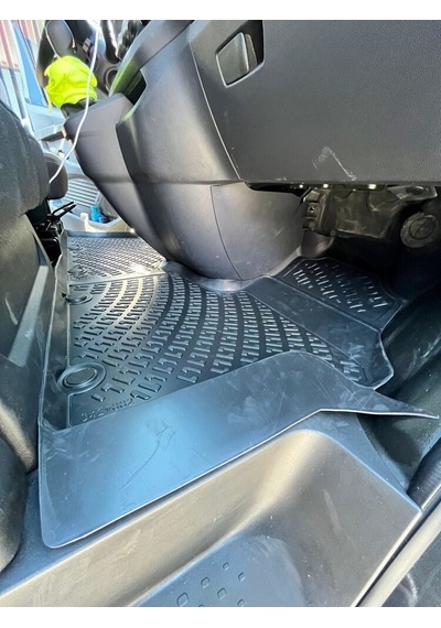Rizline Opel Vivaro 2014-2019 3d Havuzlu Paspas