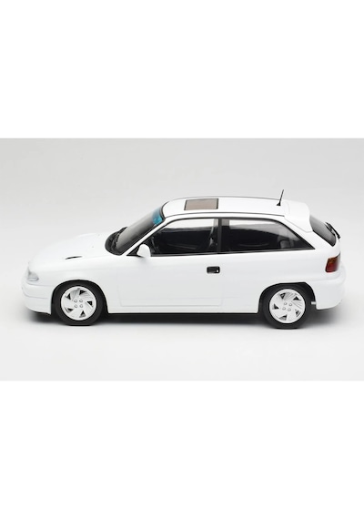 1:18 Norev 1991 Opel Astra F Gsı Blanc Casablanca