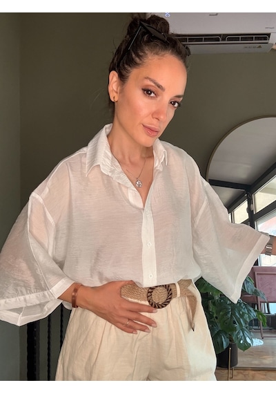 Ali Butik Beyaz Kısa Kollu Rahat Kalıp Dökümlü Gömlek