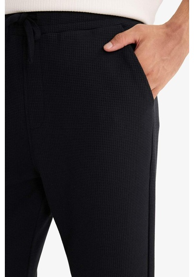 Defacto Regular Fit Beli Bağcıklı Düz Paça Waffle Eşofman Altı F0924ax25aubk81 Siyah-bk81