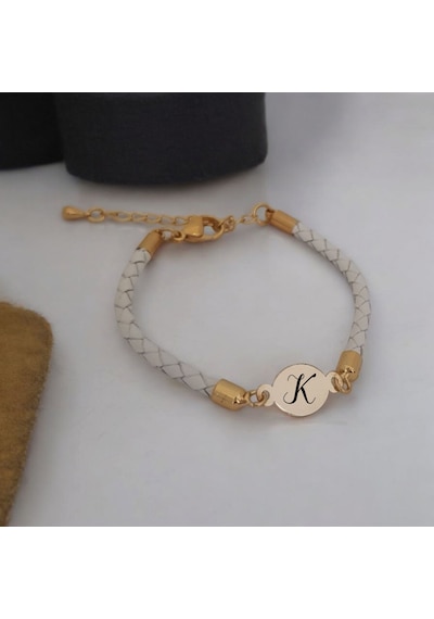 K Harfine Özel Oval Motifli 14 Ayar Altın Plakalı Doğal Beyaz Derili Hediye Bileklik-529harf K