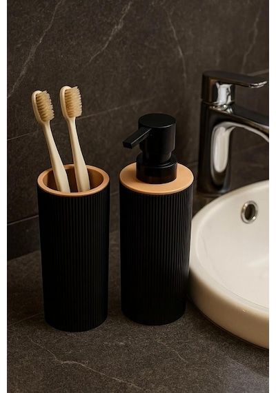 Quardi Banyo Seti Modern Çizgili - 7 Litre Kova 4 Parça Banyo Çöp Kovası Seti Beyaz