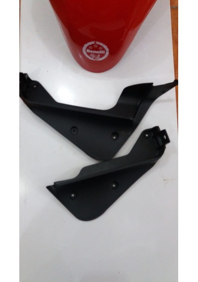 Benelli Tnt 250 Depo Ön Plastik Dekoru Iç Kısım Takım