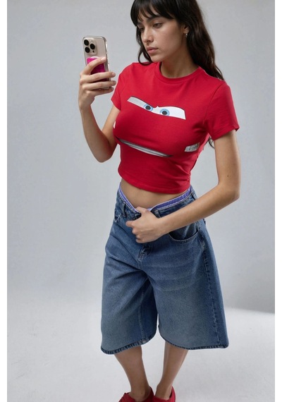 Hiccup Kısa Kollu Araba Baskılı T-shirt Kırmızı