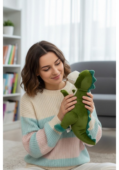 Yeşil Sevimli Dinozor Peluş Oyuncak 40 Cm Uyku Arkadaşı Hediyelik Çok Renkli