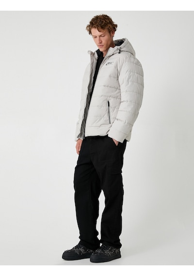 Koton Şişme Mont Slim Fit Fermuarlı Slogan Baskılı Taş 5wam20093hw Taş