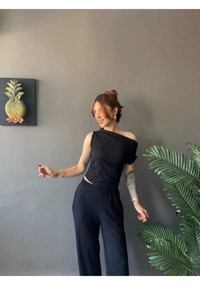 Kadın Waffle Kumaş Kayık Yaka Crop Bluz Pantolon Takım Rahat Şık Yazlık 2 Li Takım Siyah