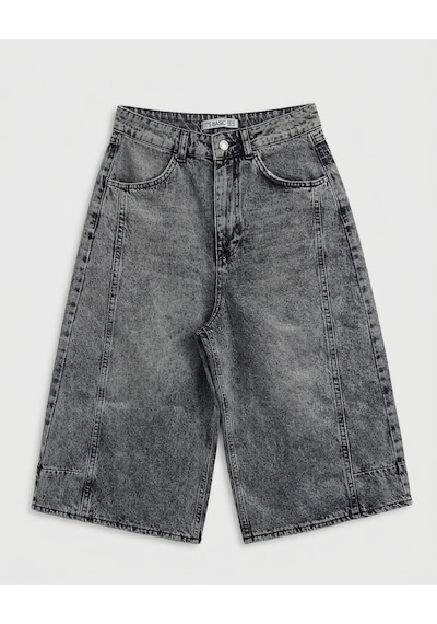 it's basic Kadın Gri Renk 4s6-13 Mega Baggy Fit Paça Ve Cep Detaylı Özel Tasarım Denim Şort