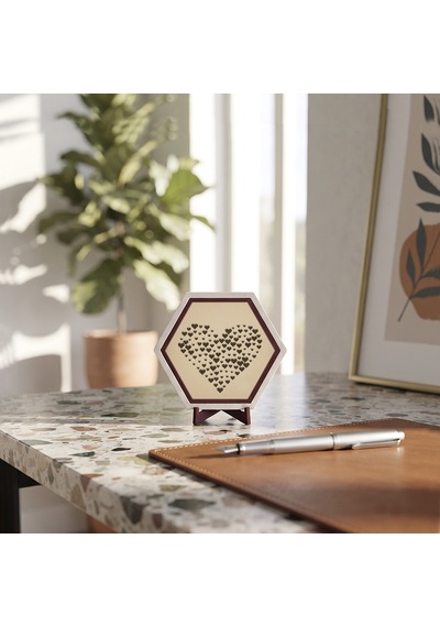 Zarif Kalp Kompozisyonlu Masaüstü Objesi, Ofis Masanızı Güzelleştirecek Özgün Bir Tasarım 10x10 Cm, Pudra