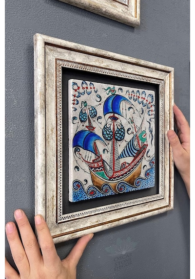 Oscar Stone Decor Çerçeveli Tablo Taş Duvar Dekoru 30 X 30 Cm Çini Seramik Gemi Çok Renkli