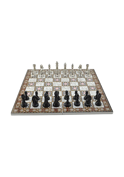 Gifthome Premium Black Metal Klasik Satranç Takımı Ve Katlanır Sedef Desenli Mdf Tahtası 43x43 Cm.
