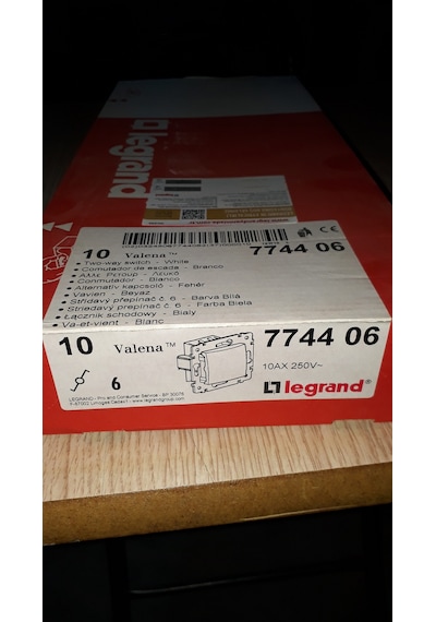 774406 Legrand Valena Serisi Vavien Mekanizma Beyaz 10Lu Paket