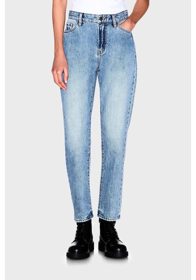 Armani Exchange %100 Pamuk Rahat Kalıp Yüksek Bel Jeans Kadın Kot Pantolon Xw000073 Af21360 Mb003 Açık Mavi Armani Exchange %100 Pamuk Rahat Kalıp Yüksek Bel Jeans Kadın Kot Pantolon Xw000073 Af21360 Mb003 Açık Mavi