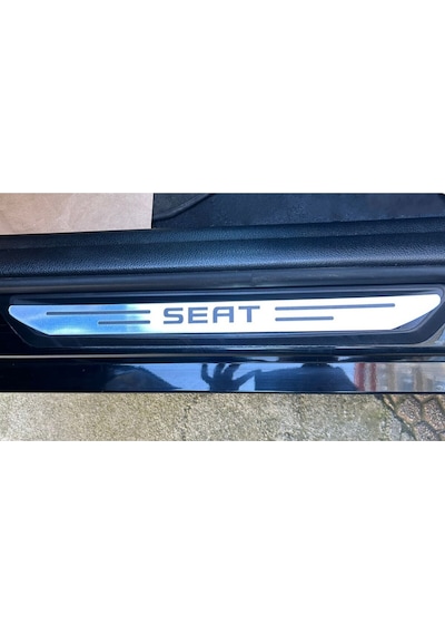 Seat Cordoba Özel Kapı Eşik Yazısı Krom
