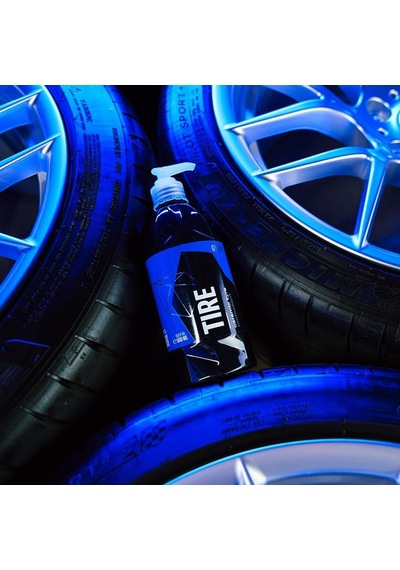 Gyeon Q² Tire Lastik Parlatıcı Ve Koruyucu Jel - Seramik Bazlı Lastik Teker Cilası Pompalı 500 Ml